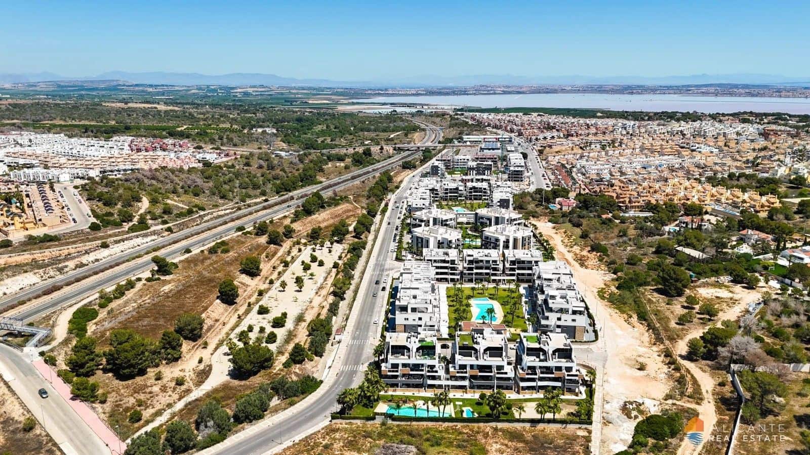 2 sovrum Lägenhet till salu i Orihuela Costa med pool garage - 269 000 € (Ref: 10108983)