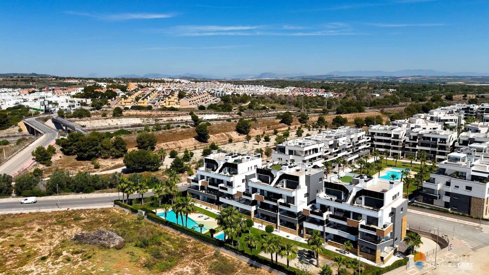 2 sovrum Lägenhet till salu i Orihuela Costa med pool garage - 269 000 € (Ref: 10108983)