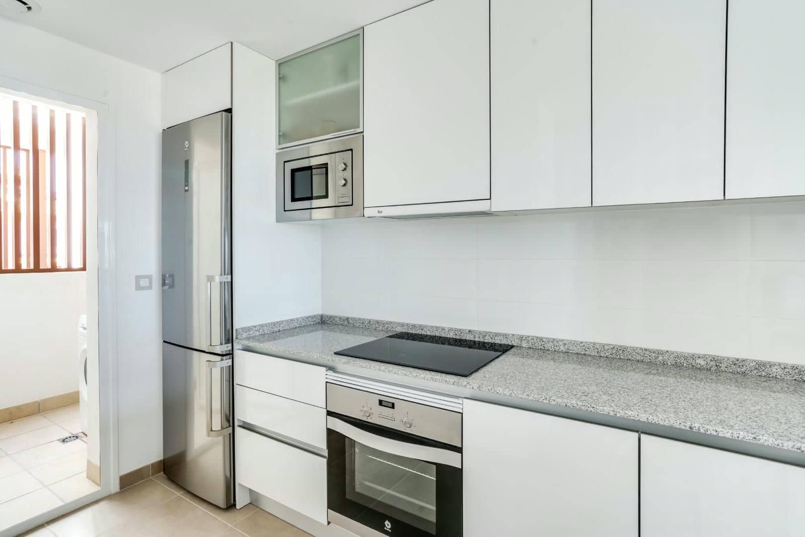 2 soverom Leilighet til salgs i Orihuela Costa med svømmebasseng garasje - € 249 000 (Ref: 10108984)