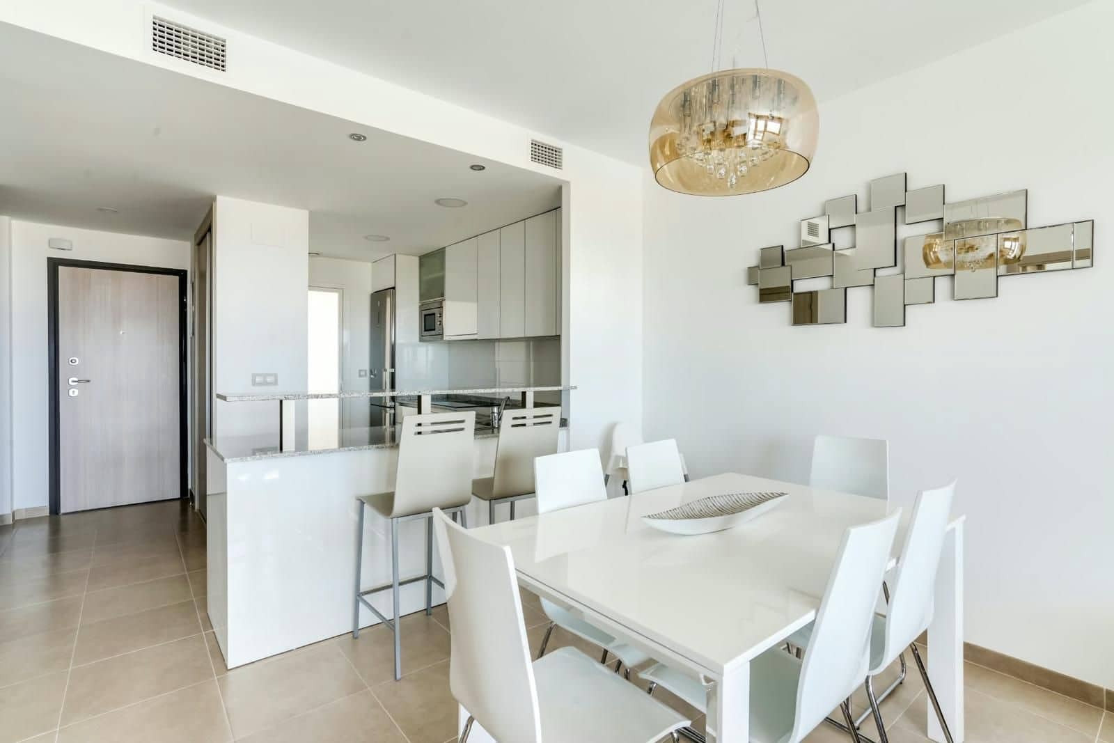 2 soverom Leilighet til salgs i Orihuela Costa med svømmebasseng garasje - € 249 000 (Ref: 10108984)