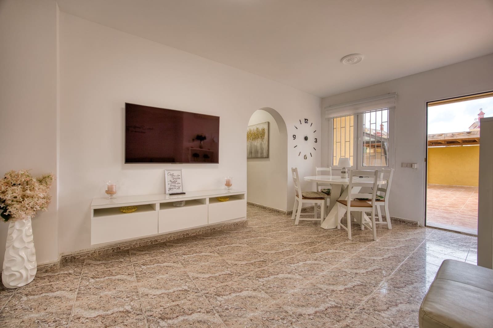 3 sypialnia Dom blizniak na sprzedaż w Torrevieja z basenem garażem - 215 000 € (Ref: 10128114)