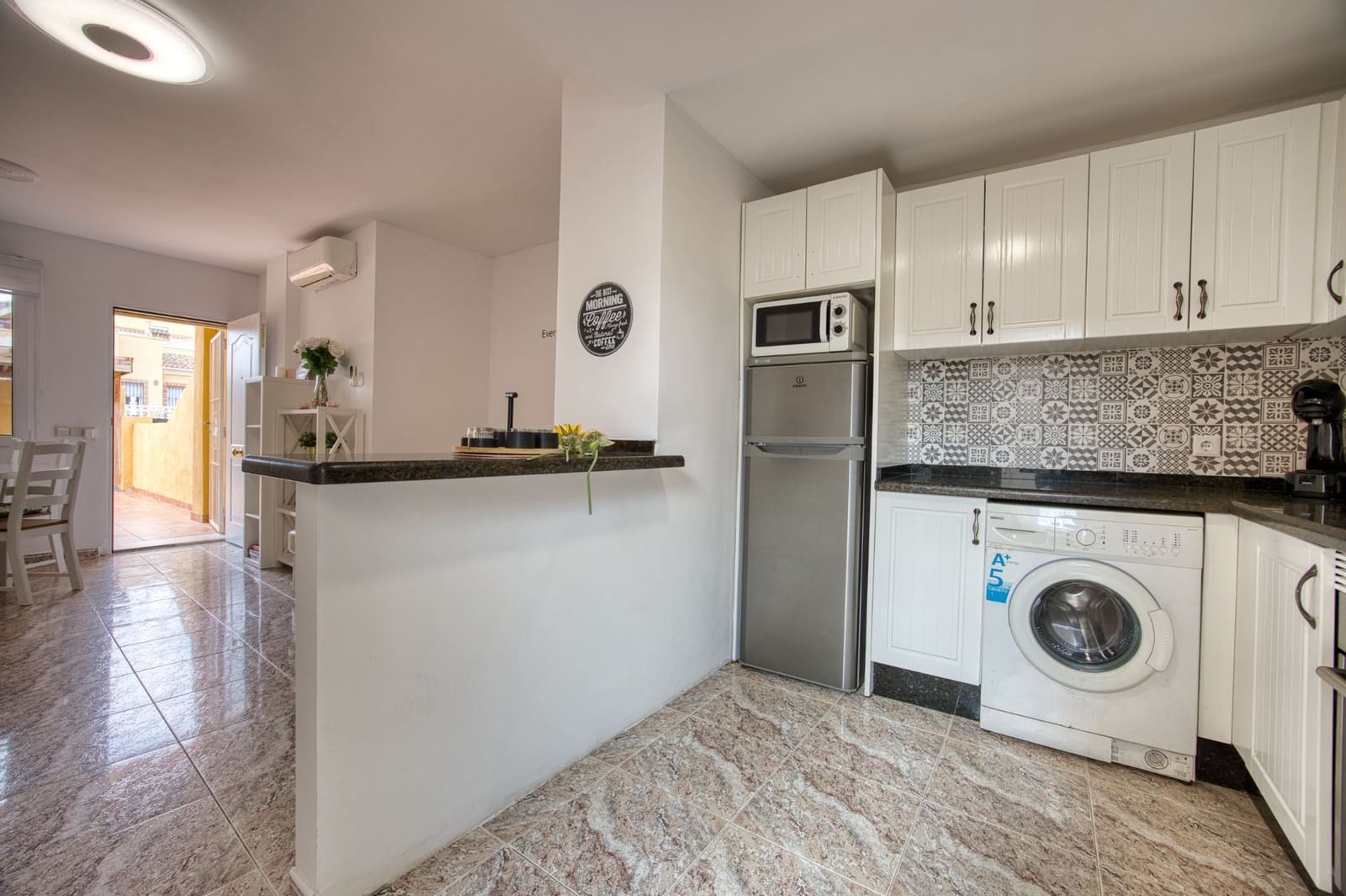 3 sypialnia Dom blizniak na sprzedaż w Torrevieja z basenem garażem - 215 000 € (Ref: 10128114)
