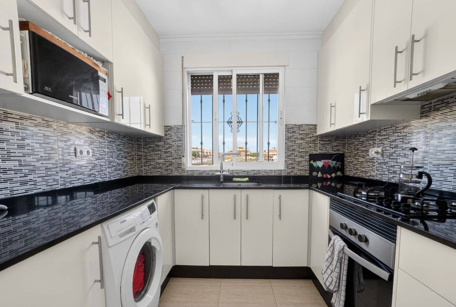 3 makuuhuone Paritalo myytävänä paikassa Ciudad Quesada mukana uima-altaan - 235 000 € (Ref: 10151066)