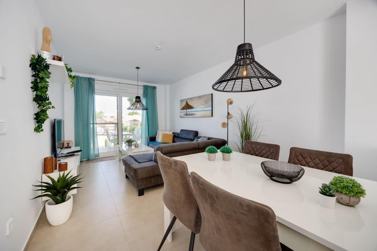 2 soveværelse Bungalow til salg i Pilar de la Horadada med swimmingpool garage - € 249.900 (Ref: 10161046)
