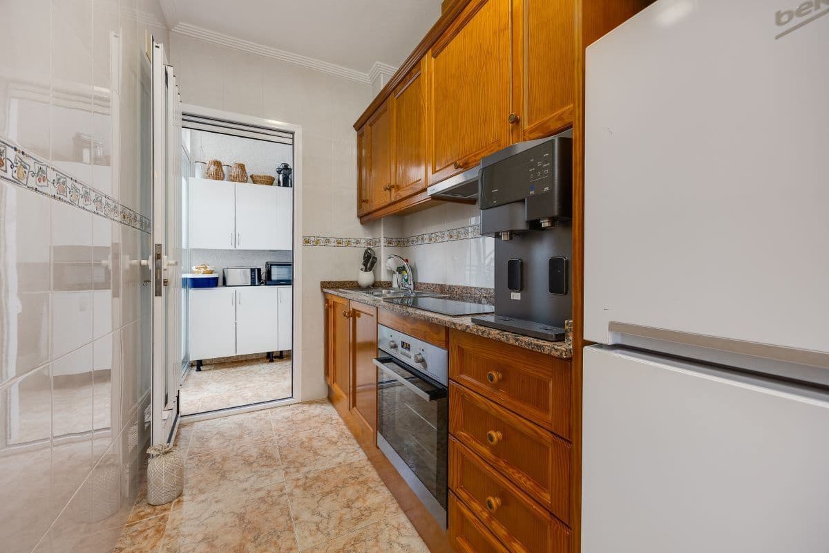 2 bedroom Bungalow for sale in Orihuela Costa with pool - € 196,100 (Ref: 10162852)