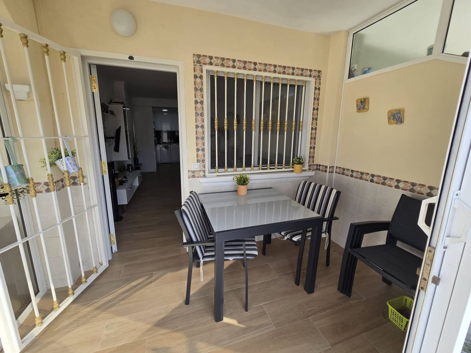 2 soveværelse Bungalow til salg i Torrevieja med swimmingpool garage - € 145.000 (Ref: 10184307)