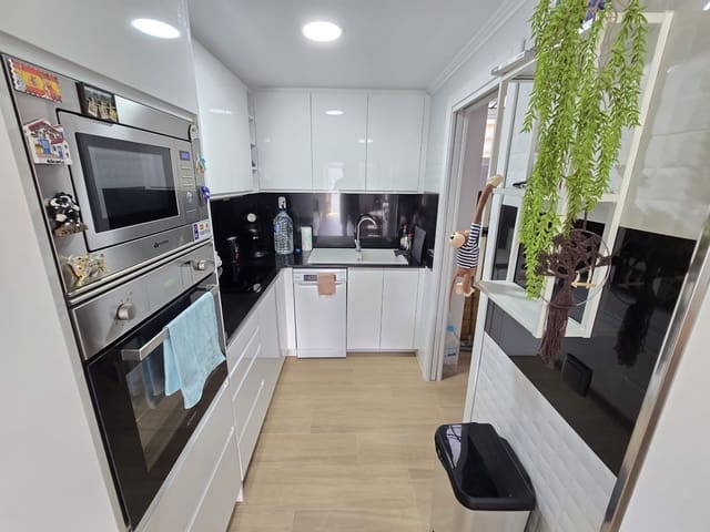2 soverom Bungalow til salgs i Torrevieja med svømmebasseng garasje - € 145 000 (Ref: 10184308)