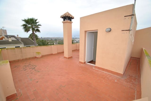4 quarto Moradia para venda em Torrevieja com piscina garagem - 750 000 € (Ref: 4507398)
