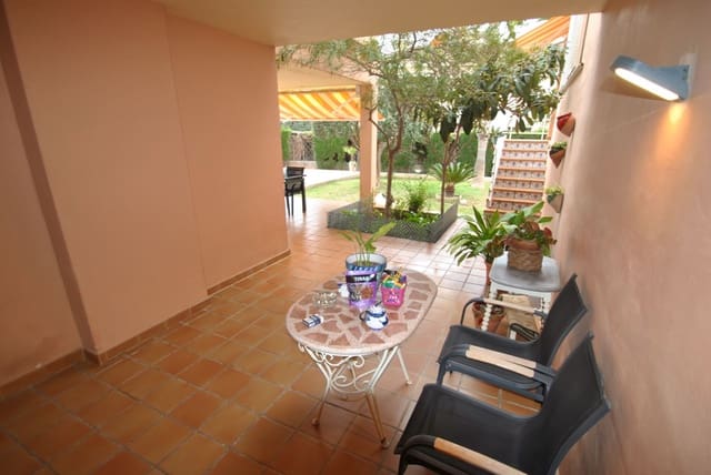 4 quarto Moradia para venda em Torrevieja com piscina garagem - 750 000 € (Ref: 4507398)