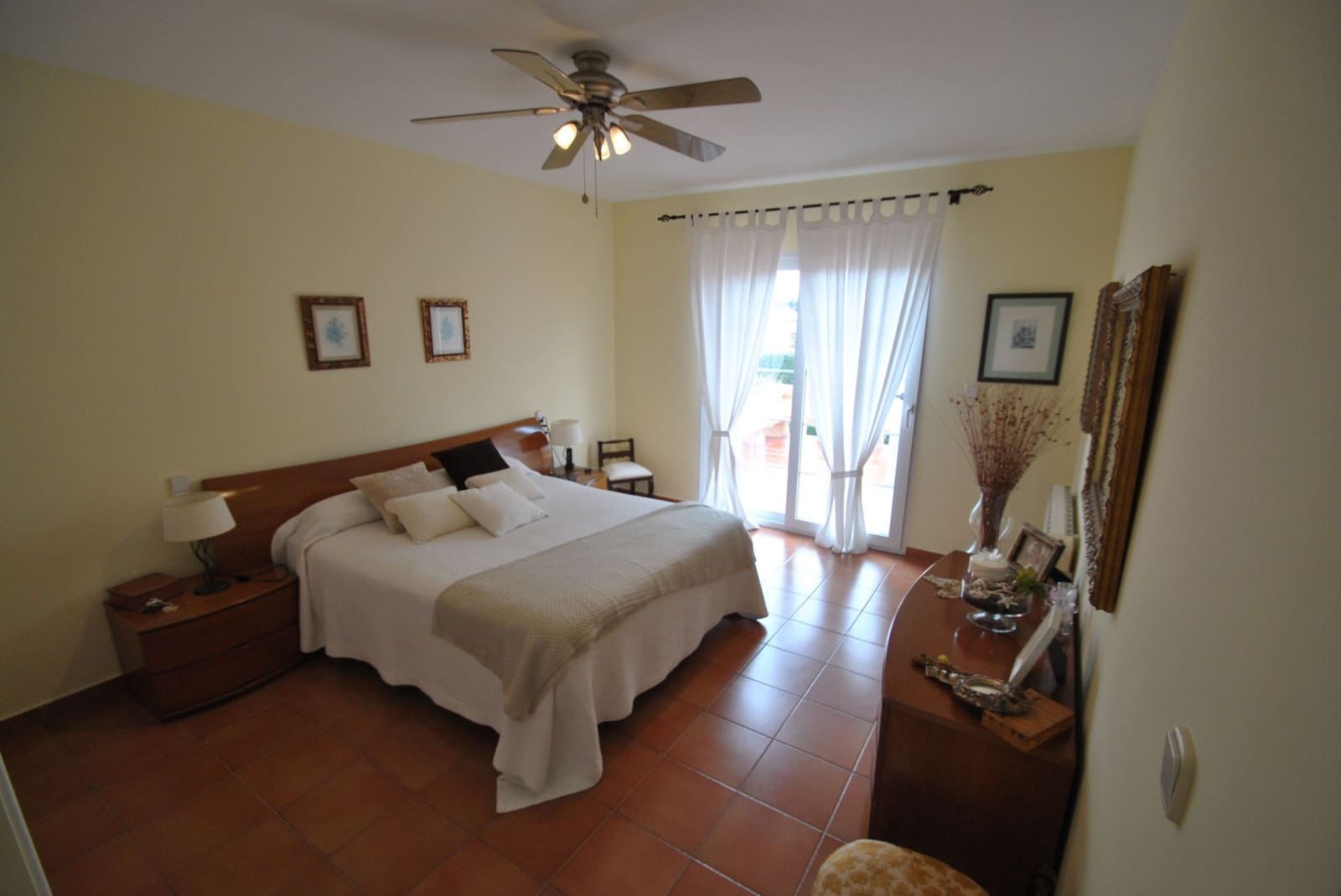 4 bedroom Villa for sale in Torrevieja with pool garage - € 750,000 (Ref: 4507398)