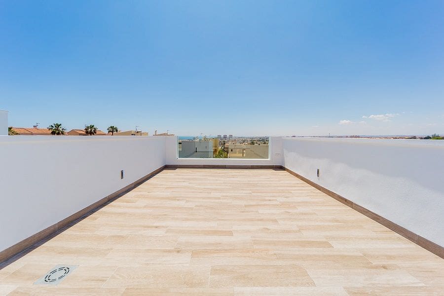 4 chambre Villa/Maison à vendre à Aguas Nuevas avec piscine garage - 699 000 € (Ref: 5271202)