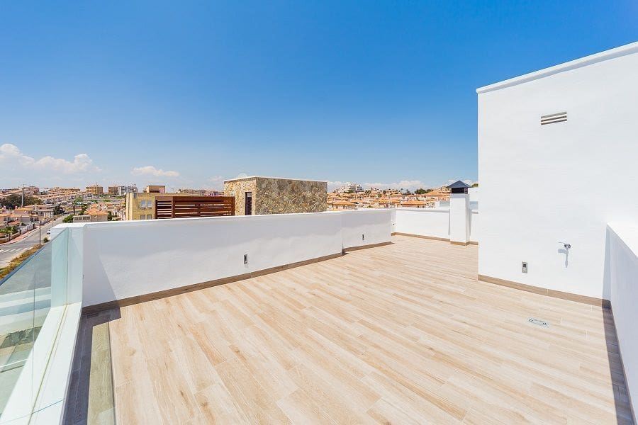 4 chambre Villa/Maison à vendre à Aguas Nuevas avec piscine garage - 699 000 € (Ref: 5271202)