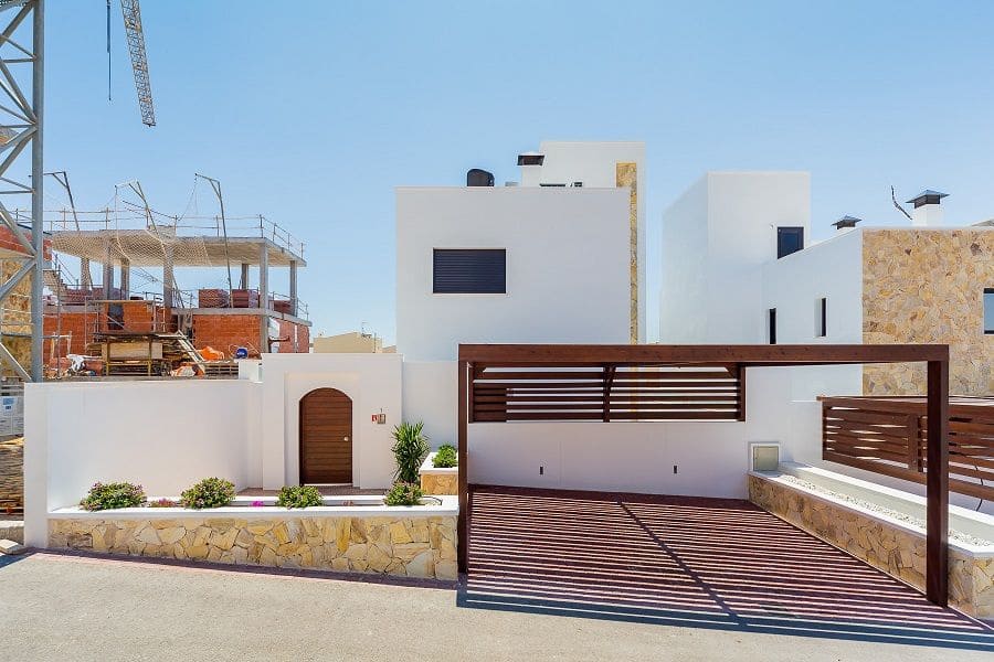 4 chambre Villa/Maison à vendre à Aguas Nuevas avec piscine garage - 699 000 € (Ref: 5271202)