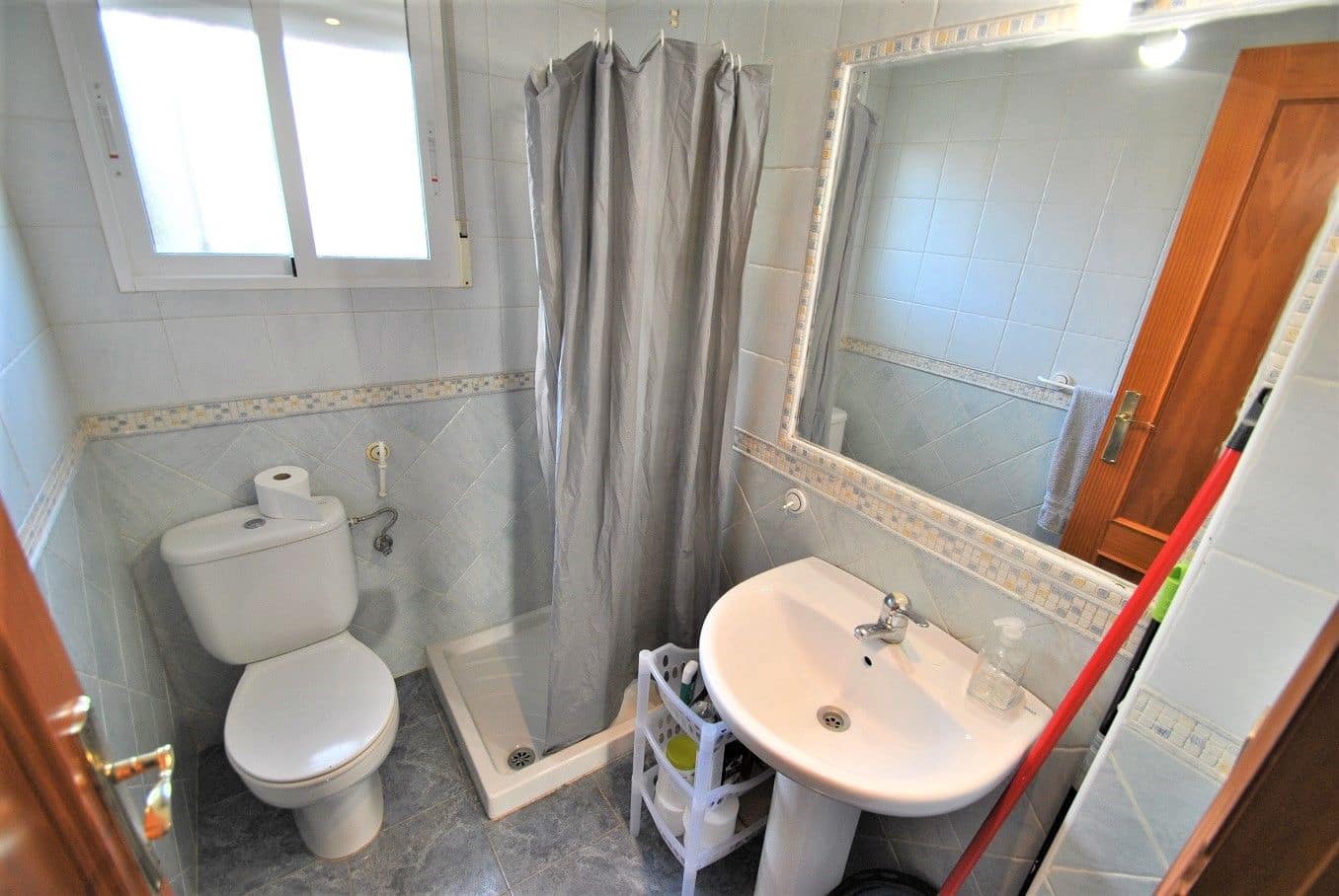 3 bedroom Villa for sale in Villamartin with pool garage - € 347,000 (Ref: 5669293)