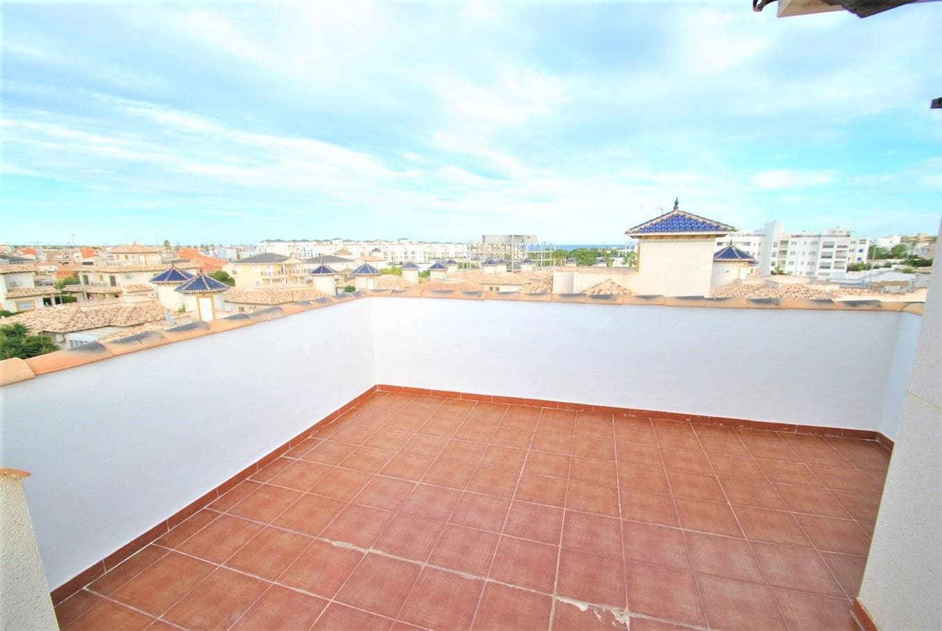 3 bedroom Villa for sale in Villamartin with pool garage - € 347,000 (Ref: 5669293)