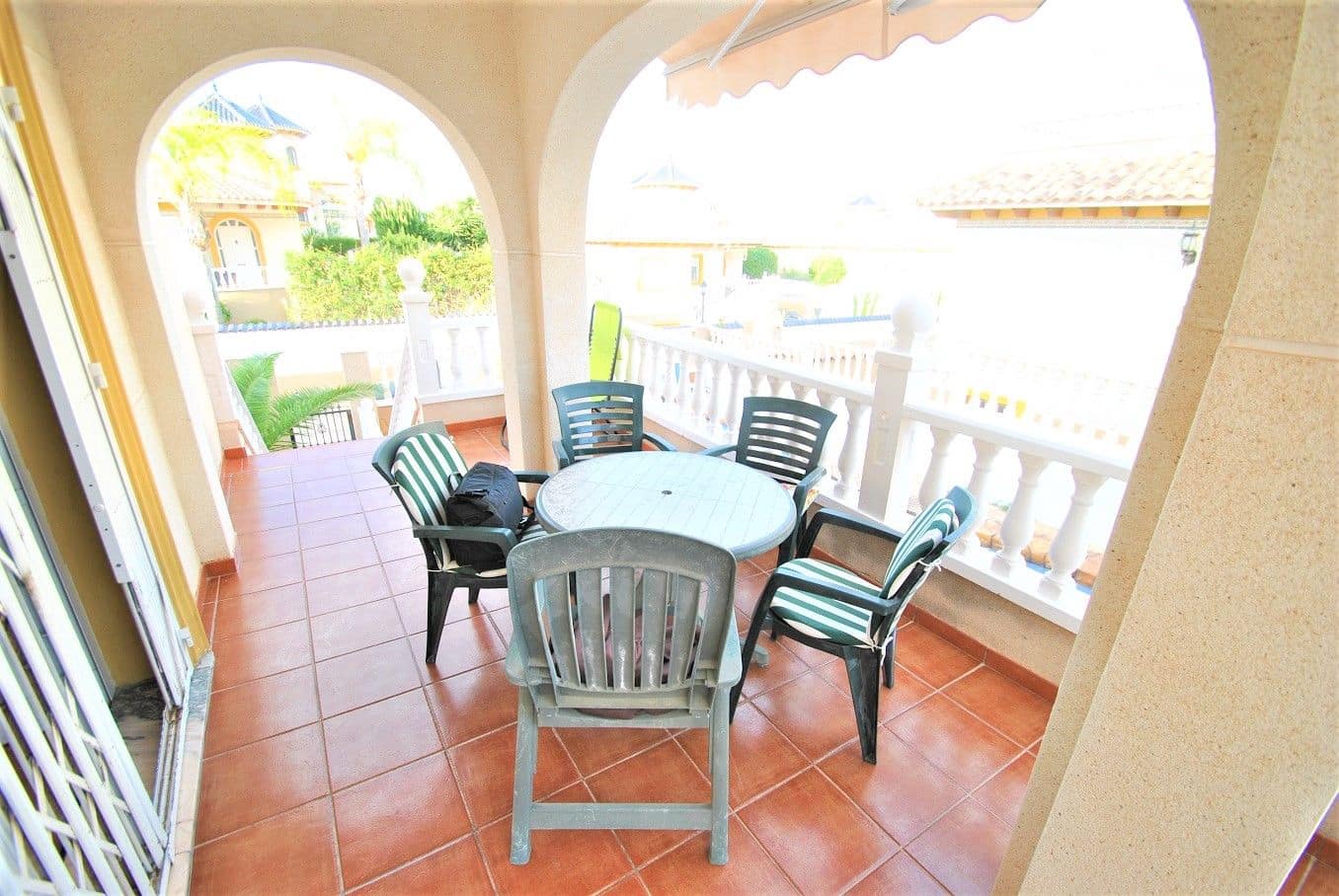 3 bedroom Villa for sale in Villamartin with pool garage - € 347,000 (Ref: 5669293)