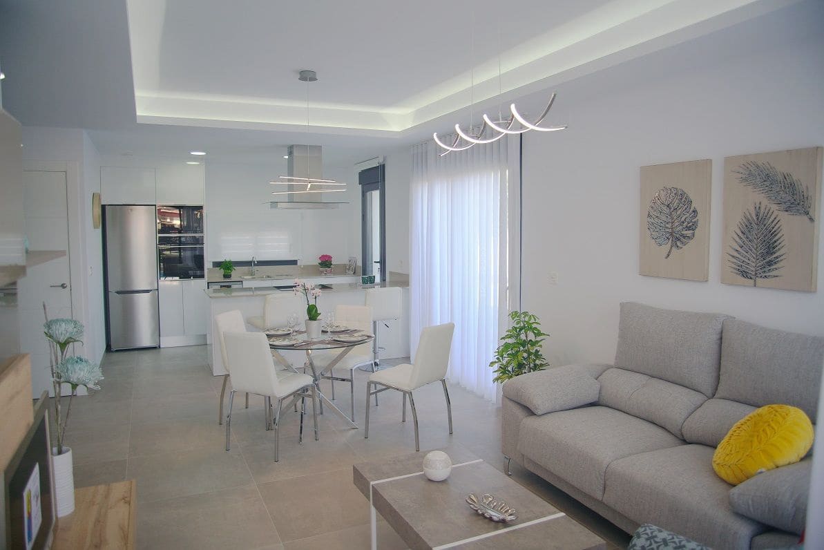 3 bedroom Villa for sale in Los Montesinos with pool garage - € 358,000 (Ref: 6973708)