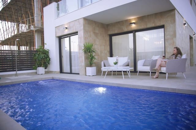 3 sypialnia Willa na sprzedaż w Los Montesinos z basenem garażem - 358 000 € (Ref: 6973708)