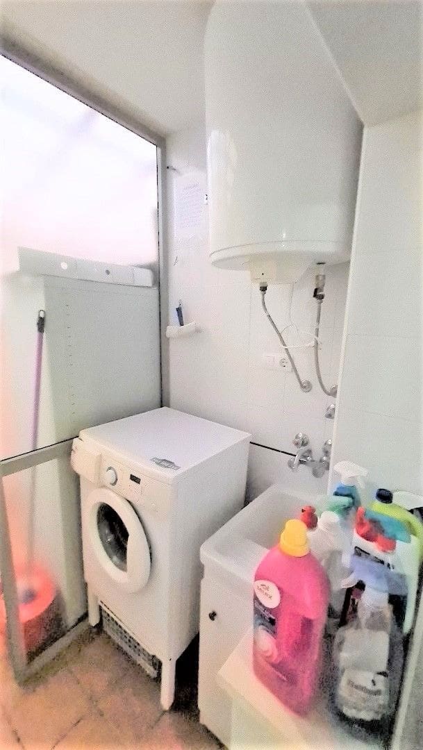 3 bedroom Apartment for sale in Torrevieja with pool - € 315,000 (Ref: 7096819)