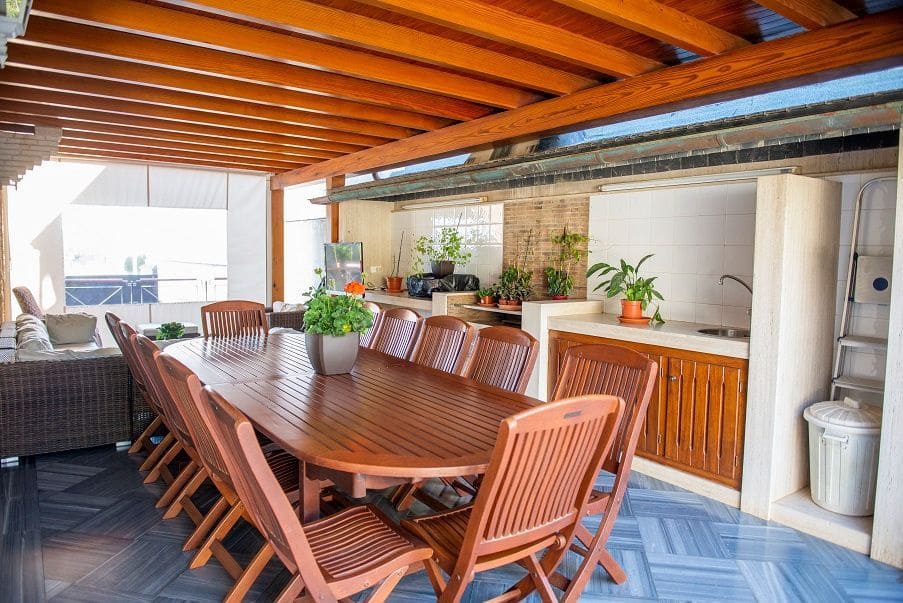 5 bedroom Villa for sale in San Pedro del Pinatar with pool garage - € 1,890,000 (Ref: 7384998)