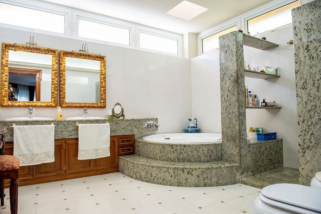 5 bedroom Villa for sale in San Pedro del Pinatar with pool garage - € 1,890,000 (Ref: 7384998)