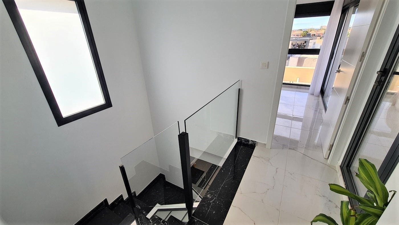 3 camera da letto Villa in vendita in Los Montesinos con piscina garage - 349.000 € (Rif: 7442295)