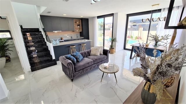 3 camera da letto Villa in vendita in Los Montesinos con piscina garage - 349.000 € (Rif: 7442295)