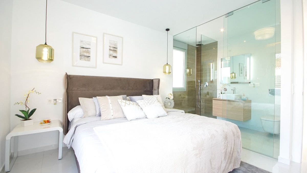 3 camera da letto Villa in vendita in La Siesta con piscina garage - 449.000 € (Rif: 7494743)