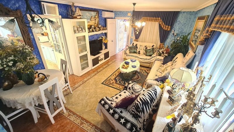 4 bedroom Villa for sale in Torrevieja - € 279,990 (Ref: 7700833)