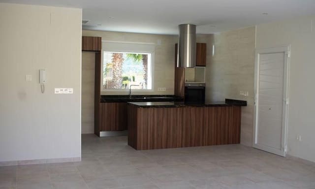 3 bedroom Villa for sale in La Romana with pool - € 375,000 (Ref: 7898437)