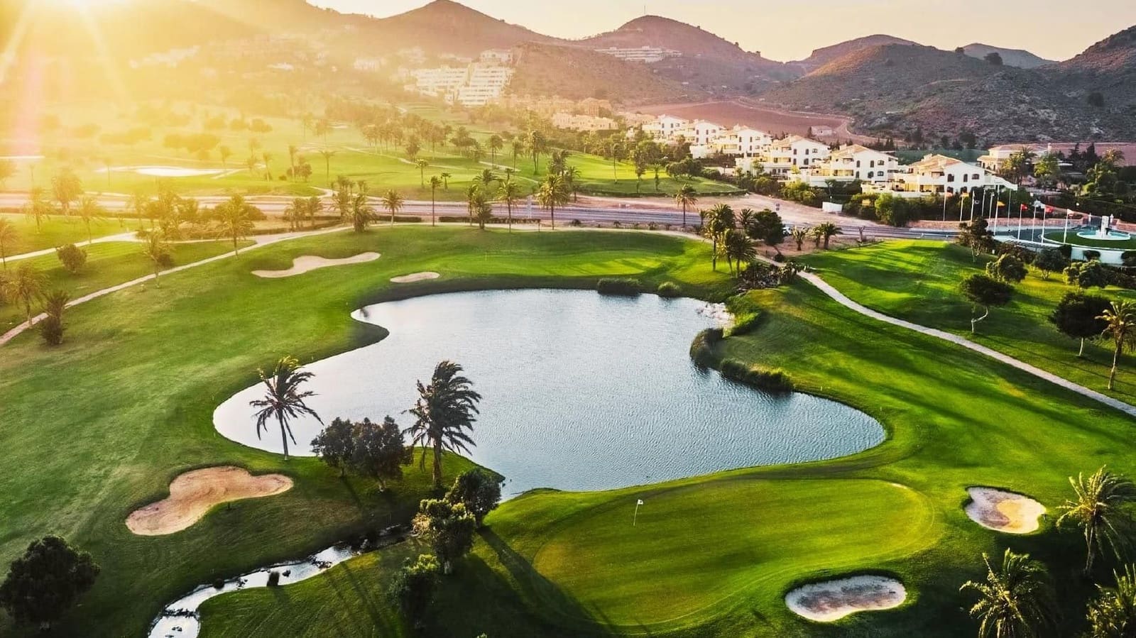 3 slaapkamer Appartement te koop in La Manga del Mar Menor met zwembad - € 240.052 (Ref: 8055791)