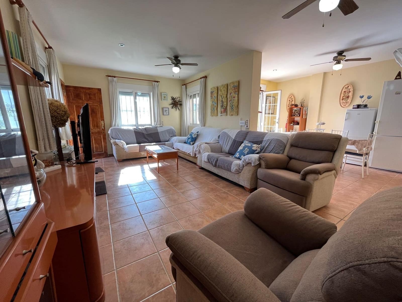 3 soverom Kjedet enebolig til salgs i Orihuela Costa med svømmebasseng - € 290 000 (Ref: 8055808)