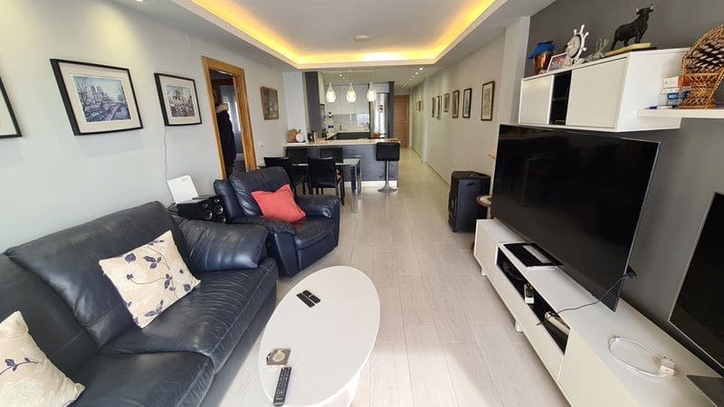 3 bedroom Apartment for sale in Torrevieja - € 311,000 (Ref: 8076332)
