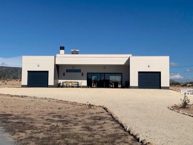 4 soveværelse Villa til salg i Pinoso med swimmingpool - € 436.000 (Ref: 8130269)