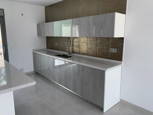 4 chambre Villa/Maison à vendre à Pinoso avec piscine - 436 000 € (Ref: 8130269)