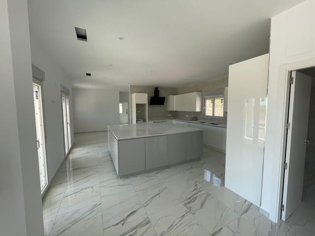 6 soverom Villa til salgs i Pinoso med svømmebasseng - € 611 000 (Ref: 8130271)