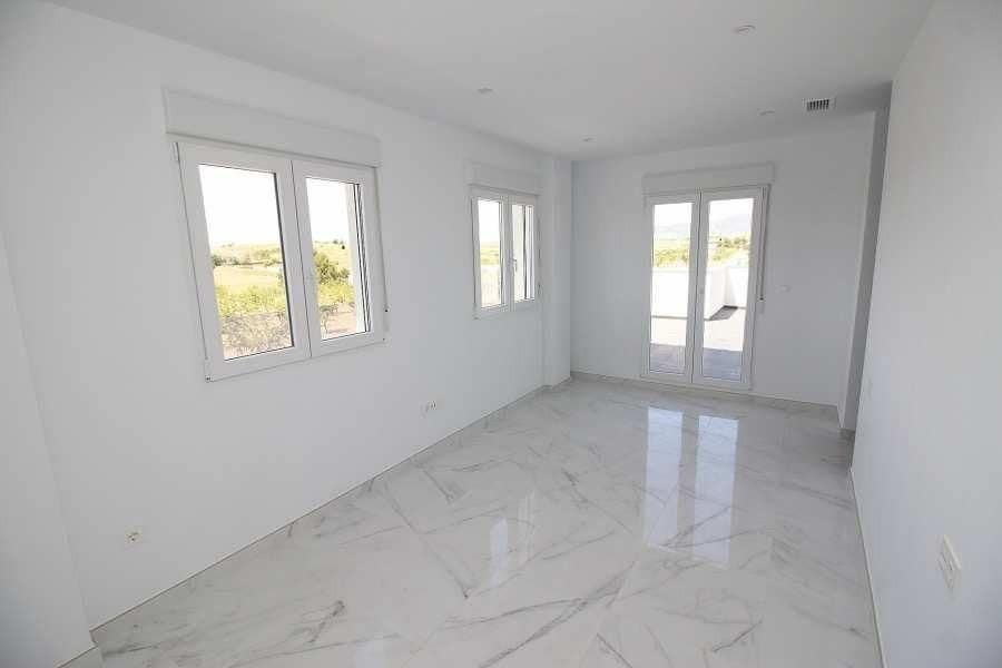 4 bedroom Villa for sale in Pinoso with pool - € 547,000 (Ref: 8130272)