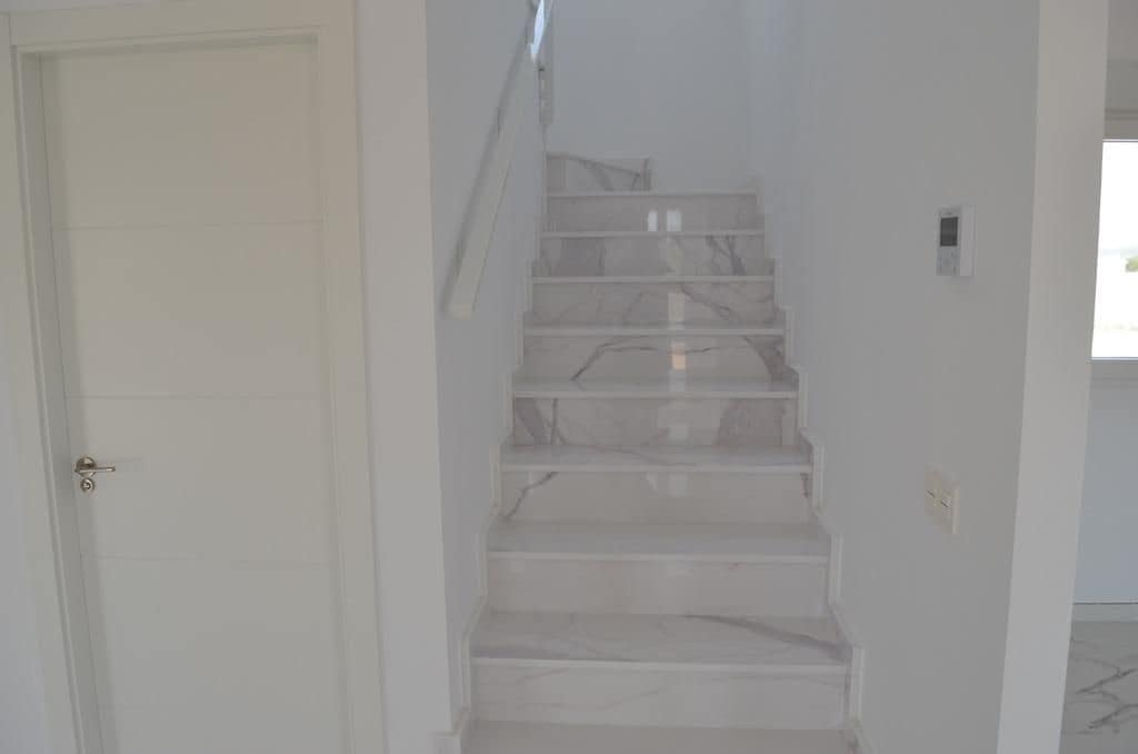 4 bedroom Villa for sale in Pinoso with pool - € 505,000 (Ref: 8130273)