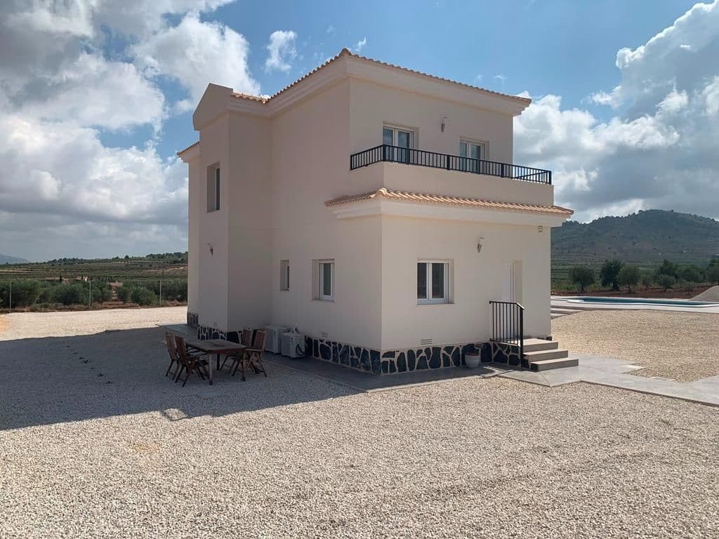 4 bedroom Villa for sale in Pinoso with pool - € 423,000 (Ref: 8130274)