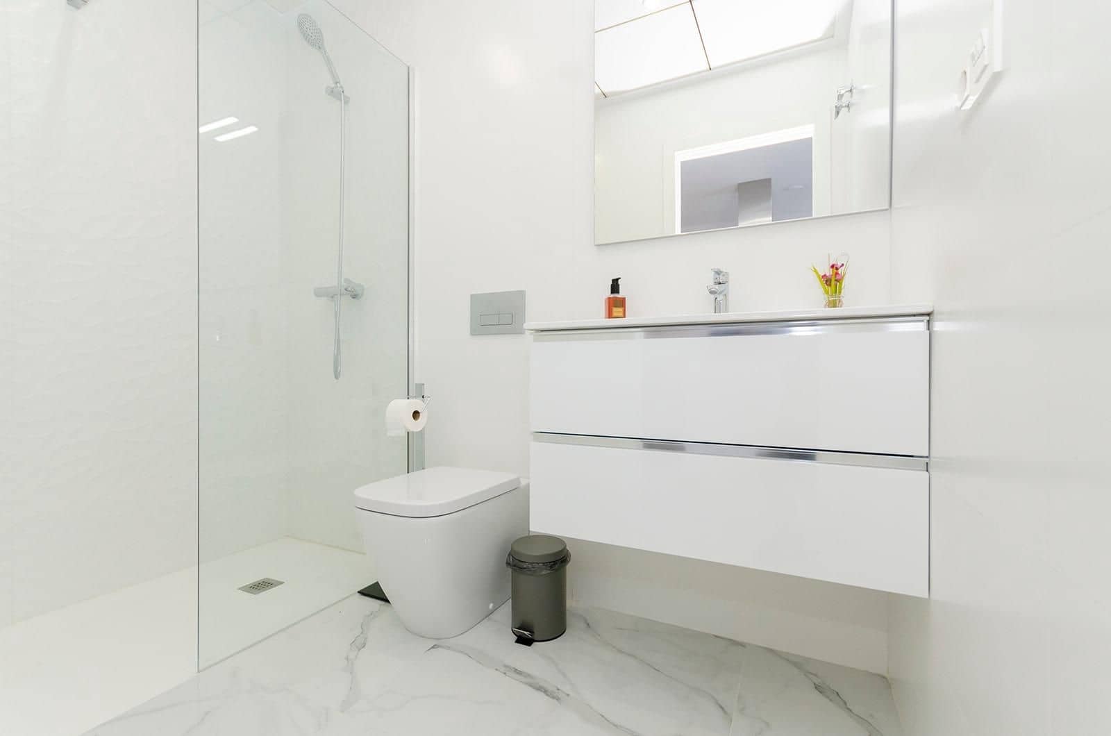 3 sypialnia Willa na sprzedaż w Torrevieja z basenem - 424 000 € (Ref: 8149649)