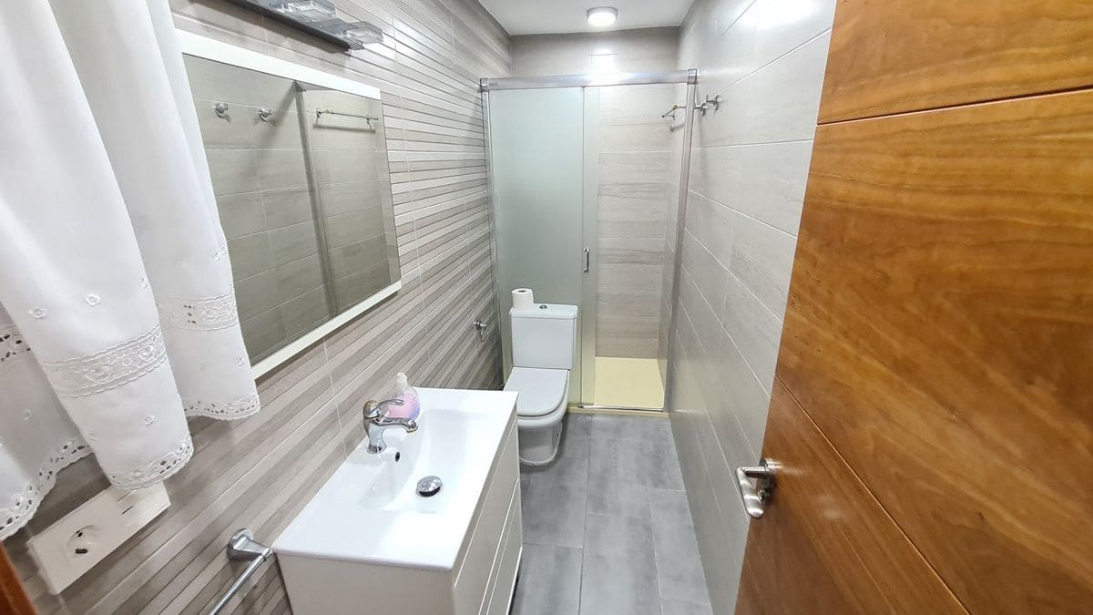 2 bedroom Bungalow for sale in Torrevieja - € 195,000 (Ref: 8297559)