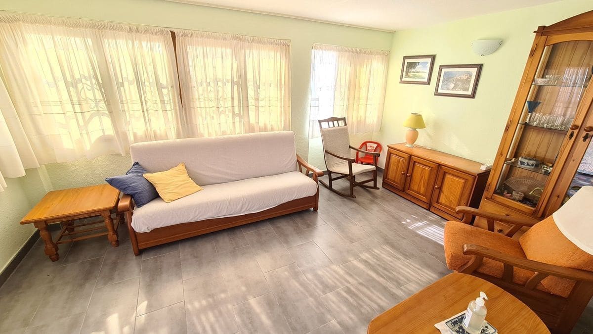 2 bedroom Bungalow for sale in Torrevieja - € 195,000 (Ref: 8297559)