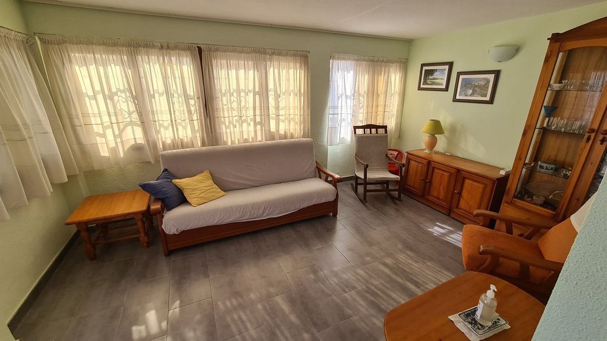 2 bedroom Bungalow for sale in Torrevieja - € 195,000 (Ref: 8297560)