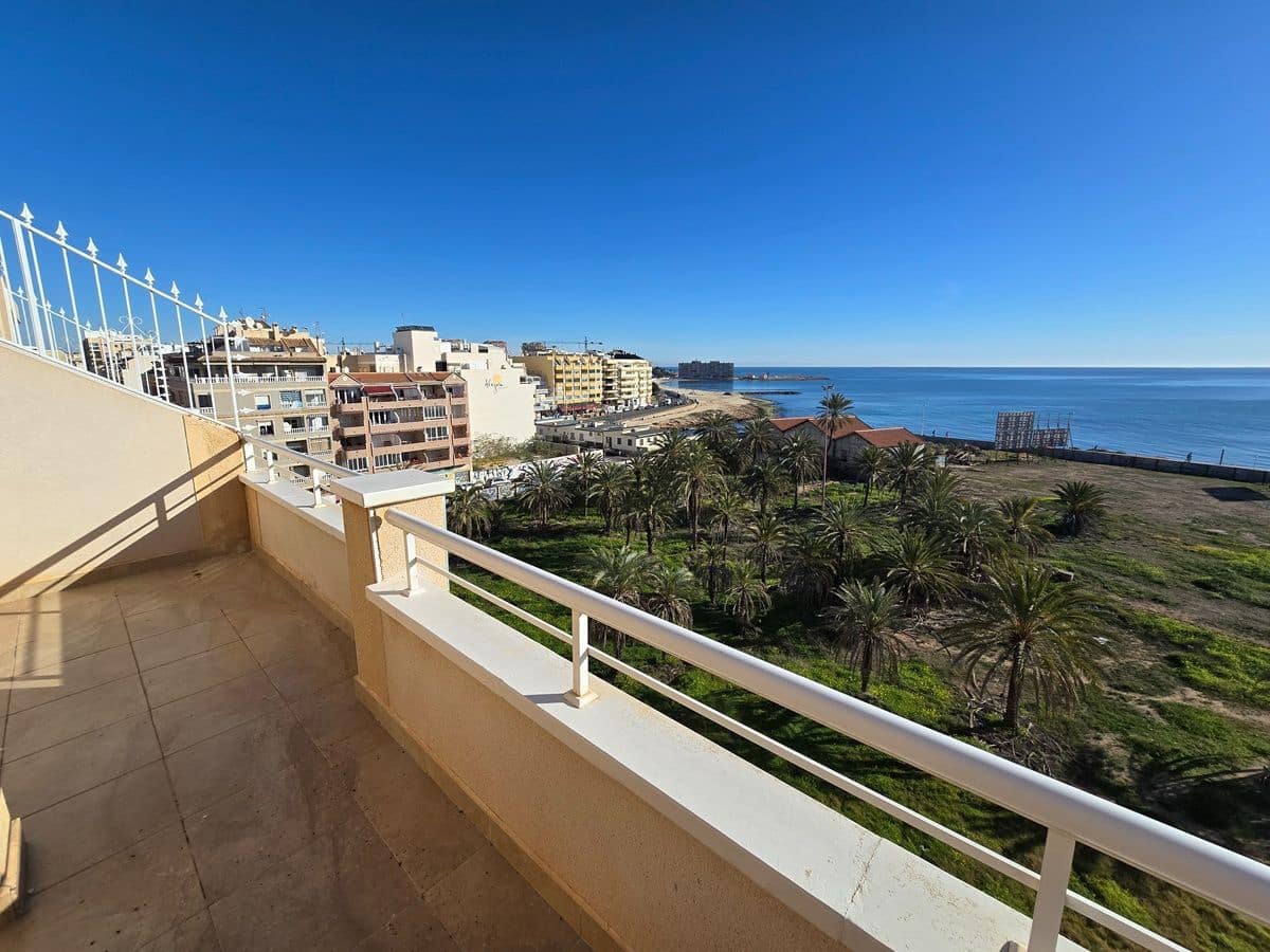 2 bedroom Penthouse for sale in Torrevieja - € 214,900 (Ref: 8813703)