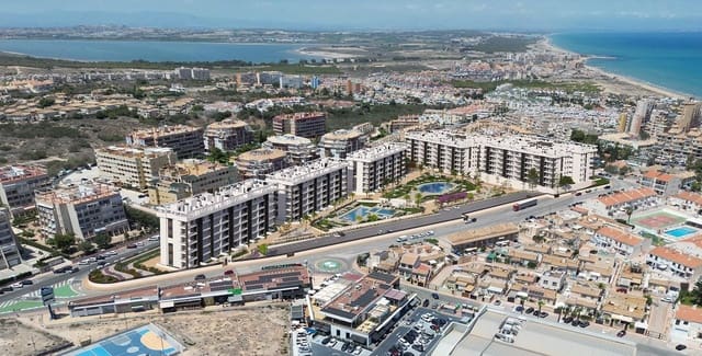 Apartamento de 2 habitaciones en Torreblanca, Torrevieja en venta con piscina - 330.000 € (Ref: 8856843)