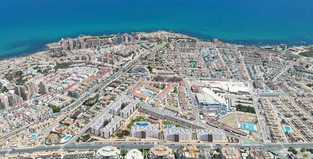 Apartamento de 2 habitaciones en Torreblanca, Torrevieja en venta con piscina - 330.000 € (Ref: 8856843)