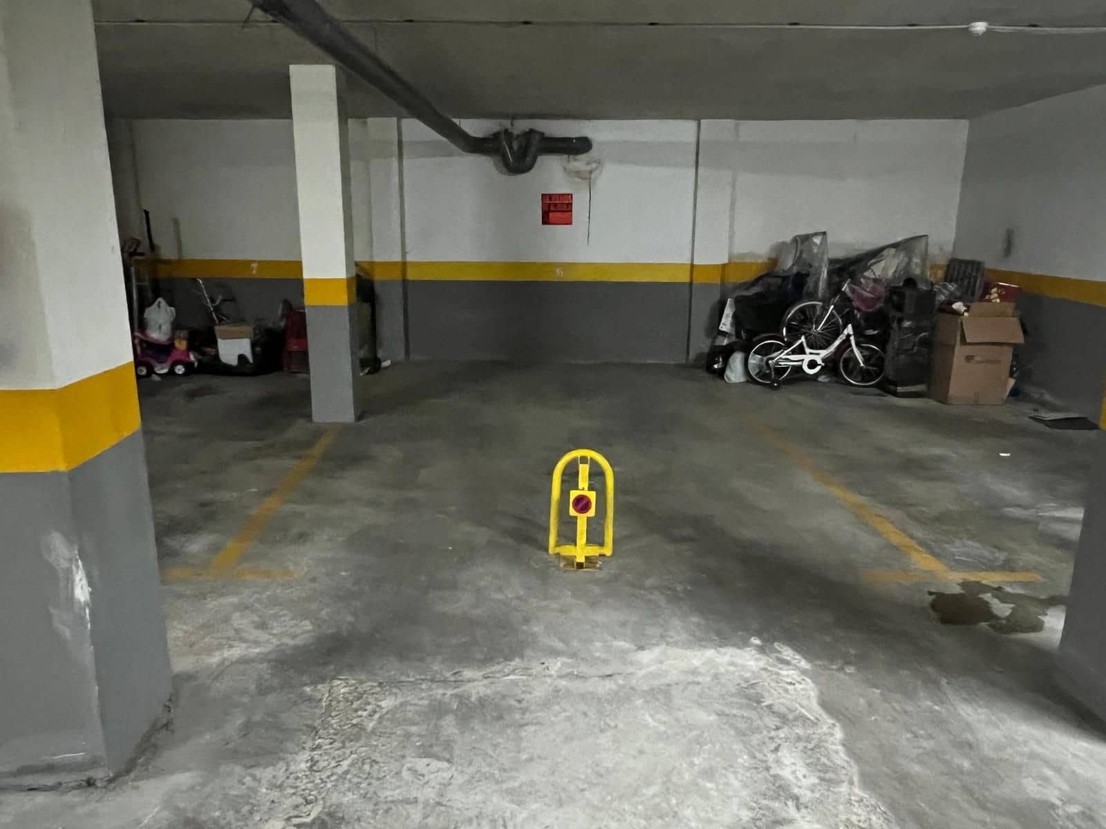 Garaż na sprzedaż w Torrevieja - 14 000 € (Ref: 8903291)