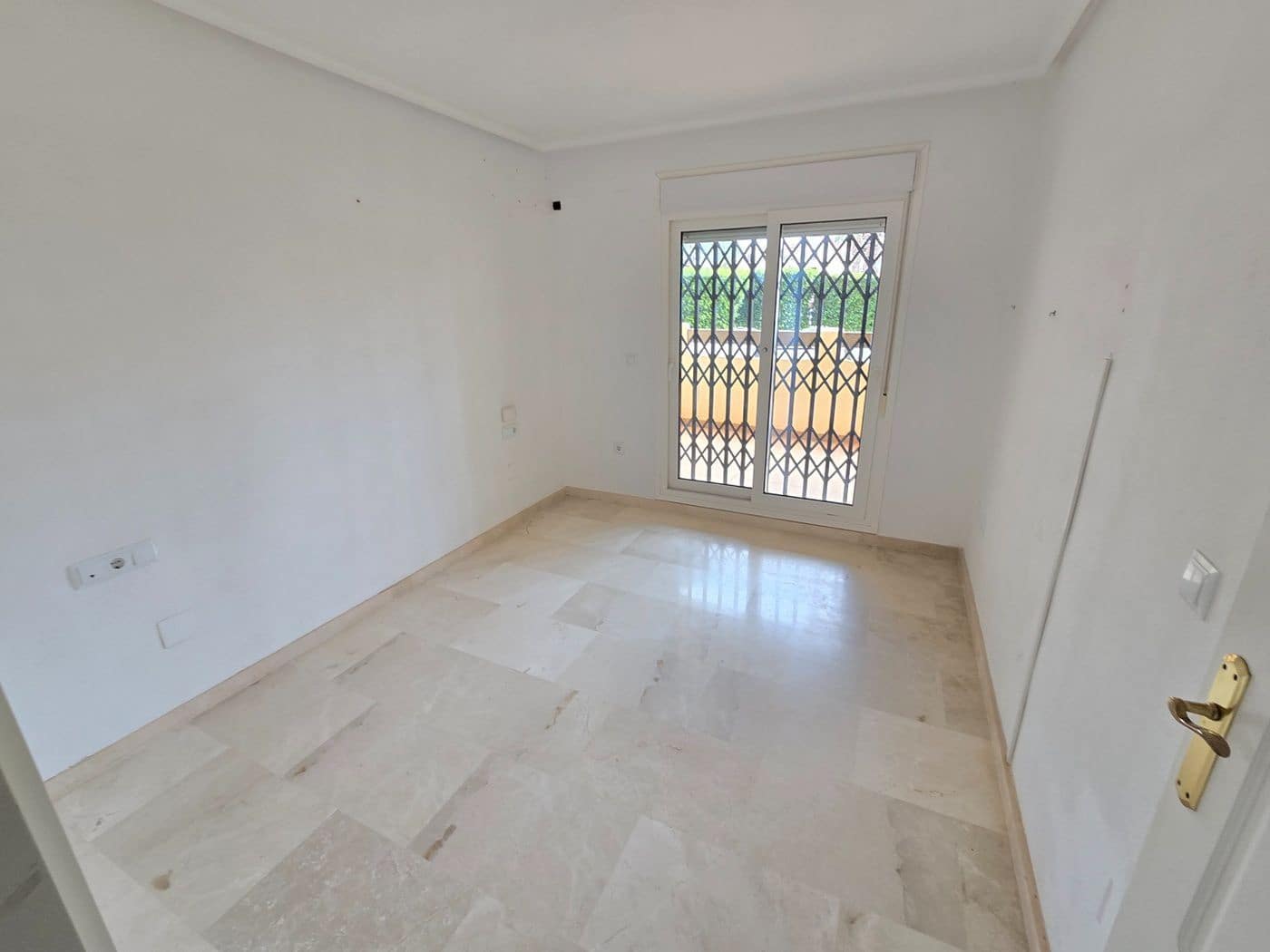 2 soveværelse Lejlighed til salg i Orihuela Costa med swimmingpool garage - € 169.000 (Ref: 8926070)