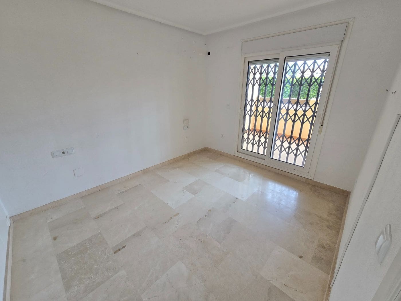 2 bedroom Apartment for sale in Orihuela Costa with pool garage - € 165,000 (Ref: 8926072)