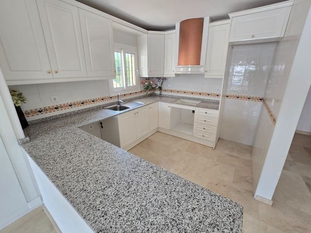 2 chambre Appartement à vendre à Orihuela Costa, Orihuela avec piscine garage - 165 000 € (Ref: 8926072)